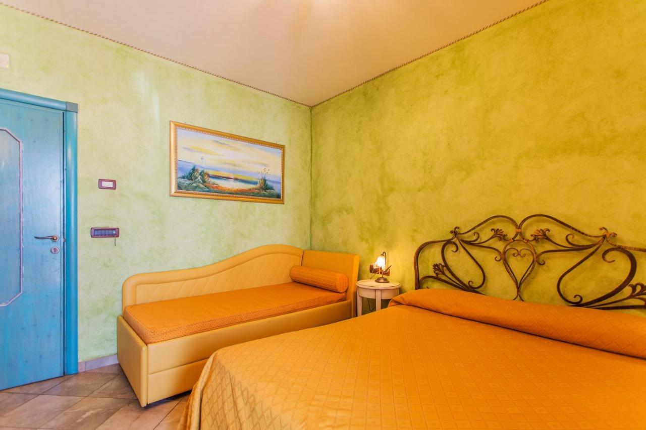 Casale Villa Giulia Marina Di レージナ エクステリア 写真